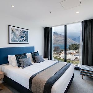 Hotel Room Lake View